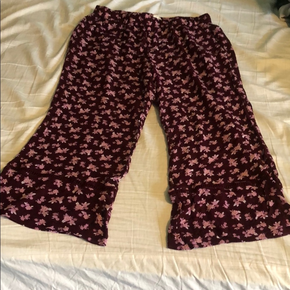 Aeropostale floral printed pants